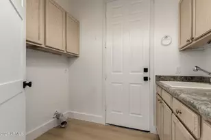 4843 E Estevan Rd, Phoenix, AZ 85054 - Photo 27