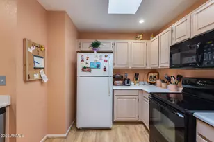 14300 W Bell Rd, Surprise, AZ 85374 - Photo 11