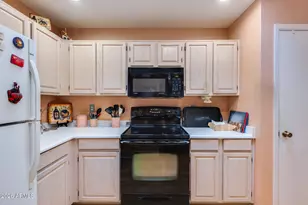 14300 W Bell Rd, Surprise, AZ 85374 - Photo 15