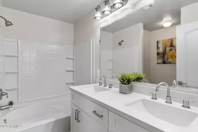 1433 N 80th Lane, Phoenix, AZ 85043 - Photo 13