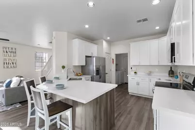 1433 N 80th Lane, Phoenix, AZ 85043 - Photo 5