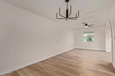 4208 W Burgess Lane, Phoenix, AZ 85041 - Photo 9