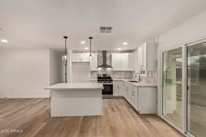 4208 W Burgess Lane, Phoenix, AZ 85041 - Photo 11