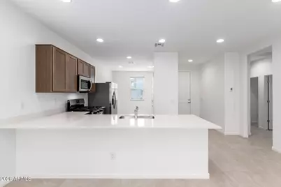 9812 W Catalina Drive, Phoenix, AZ 85037 - Photo 7