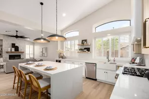 4560 E Paso Trail, Phoenix, AZ 85050 - Photo 3