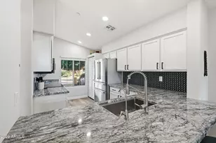 10457 E Karen Dr, Scottsdale, AZ 85255 - Photo 3