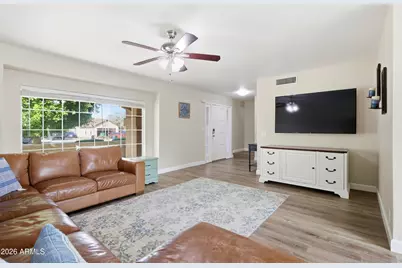 957 N Salem Circle, Mesa, AZ 85205 - Photo 5