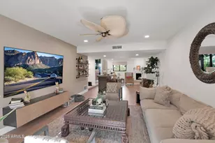 6701 N Scottsdale Rd, Scottsdale, AZ 85250 - Photo 9