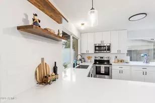 2529 E Commonwealth Cir, Chandler, AZ 85225 - Photo 7