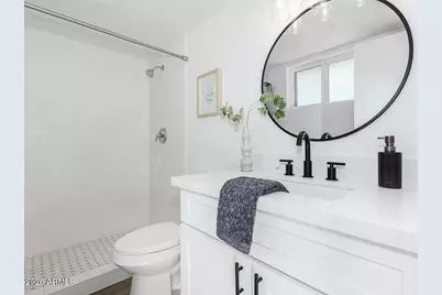 2529 E Commonwealth Circle, Chandler, AZ 85225 - Photo 13