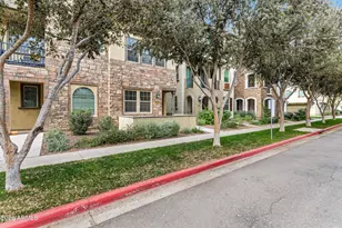 2743 S Balsam Dr, Gilbert, AZ 85295 - Photo 27