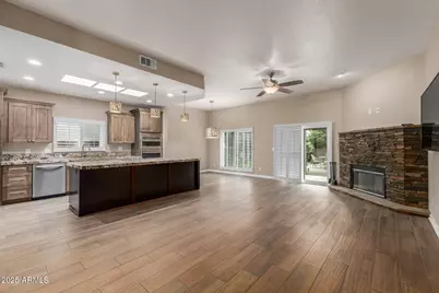 4217 E Altadena Avenue, Phoenix, AZ 85028 - Photo 5