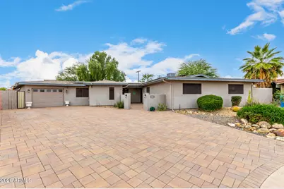 19630 N 18th Drive, Phoenix, AZ 85027 - Photo 1