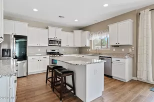 17149 W Lisbon Ln, Surprise, AZ 85388 - Photo 9