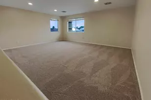 6339 W Range Mule Dr, Phoenix, AZ 85083 - Photo 35