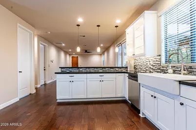 4005 E Osborn Road, Phoenix, AZ 85018 - Photo 17