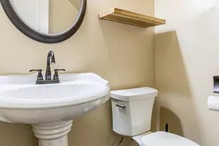 4005 E Osborn Rd, Phoenix, AZ 85018 - Photo 39