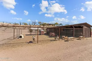 890 W Palo Verde Dr, Wickenburg, AZ 85390 - Photo 33