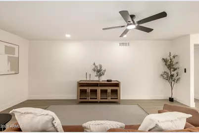 526 W Pantera Avenue, Mesa, AZ 85210 - Photo 11