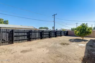 6715 N 32nd Dr, Phoenix, AZ 85017 - Photo 29