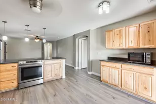 23189 W Ashleigh Marie Dr, Buckeye, AZ 85326 - Photo 15