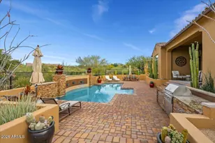10876 E Celestial Dr, Scottsdale, AZ 85262 - Photo 45