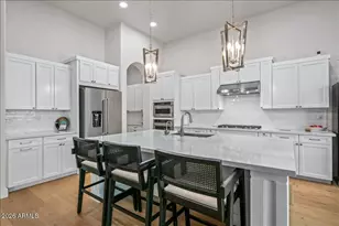 10876 E Celestial Dr, Scottsdale, AZ 85262 - Photo 17