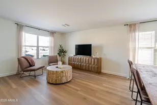 10561 W Louise Dr, Peoria, AZ 85383 - Photo 5