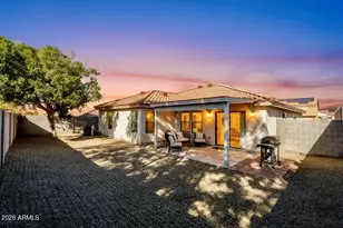 10561 W Louise Dr, Peoria, AZ 85383 - Photo 3