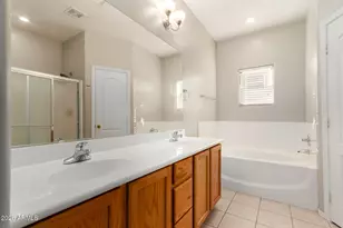 1015 S Val Vista Dr, Mesa, AZ 85204 - Photo 13