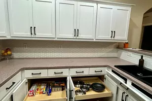 529 E San Carlos Way, Chandler, AZ 85249 - Photo 13