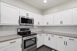 529 E San Carlos Way, Chandler, AZ 85249 - Photo 5