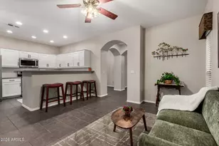 529 E San Carlos Way, Chandler, AZ 85249 - Photo 5