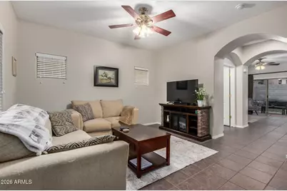 529 E San Carlos Way, Chandler, AZ 85249 - Photo 9