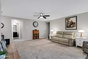 569 W Pintail Dr, Casa Grande, AZ 85122 - Photo 11