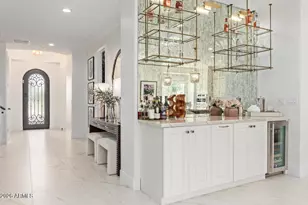 2931 E Madison Vistas Dr, Phoenix, AZ 85016 - Photo 9