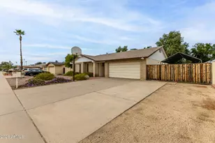 3820 W Woodridge Dr, Glendale, AZ 85308 - Photo 5