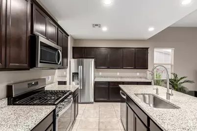 29516 W Whitton Avenue, Buckeye, AZ 85396 - Photo 7