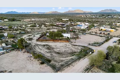 19500 W Bobcat Road, Casa Grande, AZ 85122 - Photo 31