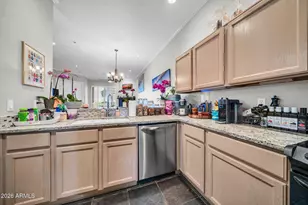 8270 N Hayden Rd, Scottsdale, AZ 85258 - Photo 9