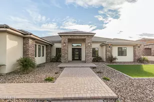 18225 W San Juan Ct, Litchfield Park, AZ 85340 - Photo 3