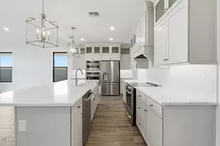 4206 S Springs Dr, Chandler, AZ 85249 - Photo 3