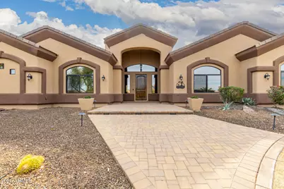 19525 W Huron Lane, Buckeye, AZ 85326 - Photo 5