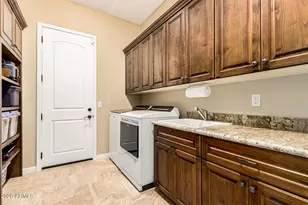 19525 W Huron Ln, Buckeye, AZ 85326 - Photo 35