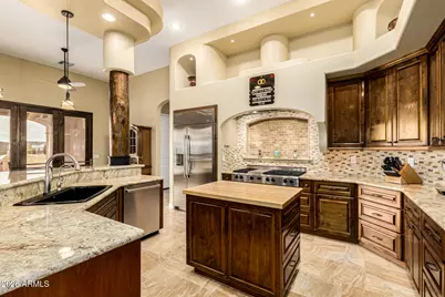 19525 W Huron Lane, Buckeye, AZ 85326 - Photo 13