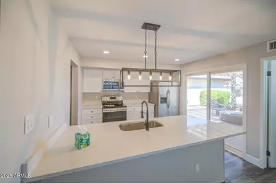 12243 S Chippewa Drive, Phoenix, AZ 85044 - Photo 9