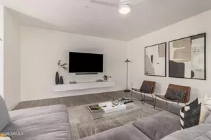 2425 W Bronco Butte Trl, Phoenix, AZ 85085 - Photo 9