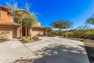 2425 W Bronco Butte Trail #2010, Phoenix, AZ 85085 - Photo 3