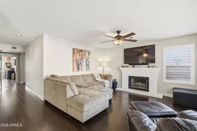 4418 E Graythorn Street, Phoenix, AZ 85044 - Photo 7