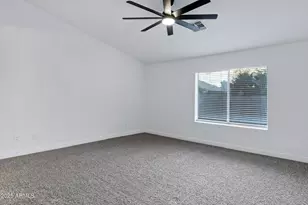 952 S Canal Dr, Gilbert, AZ 85296 - Photo 25